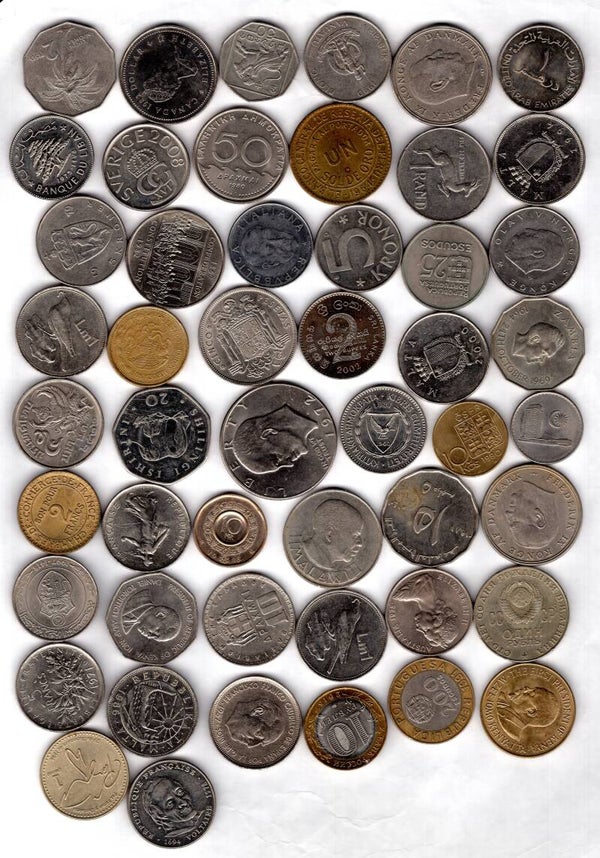 50 World Coins. DY16136