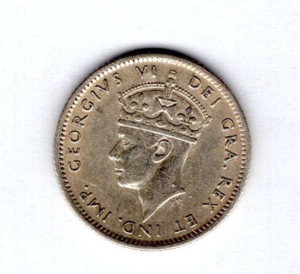 Newfoundland. 10 Cents 1942.     DY16594