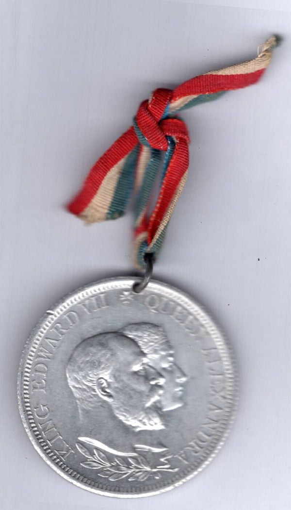 Edward VII Coronation 1902. Aluminium medallion.    DY17514
