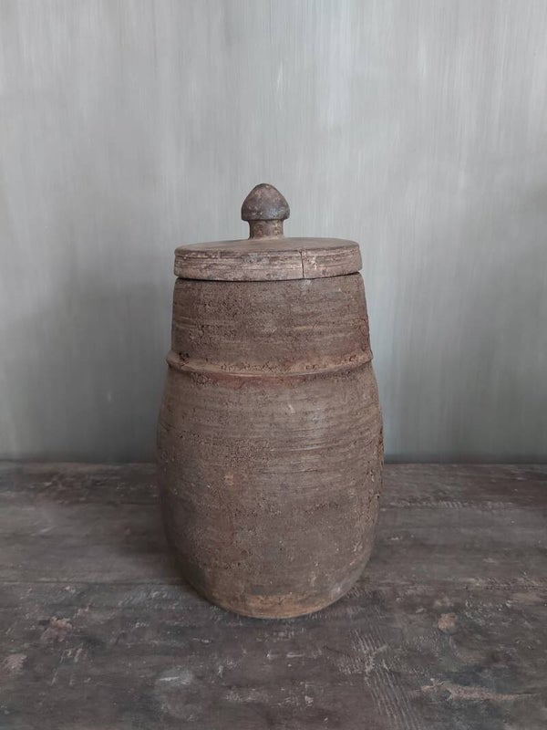 Unieke Pot Nepal met deksel 006