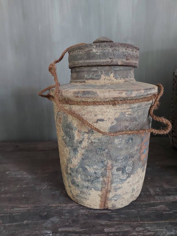 Unieke Pot Nepal met deksel 008
