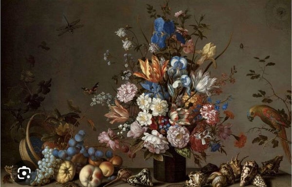 Canvas Stilleven met mand met fruit, een vaas met bloemen en schelpen