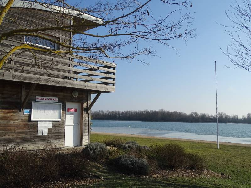  la Base de Loisirs d'Arc-sur-Tille 