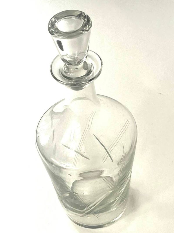 Carafe ciselée