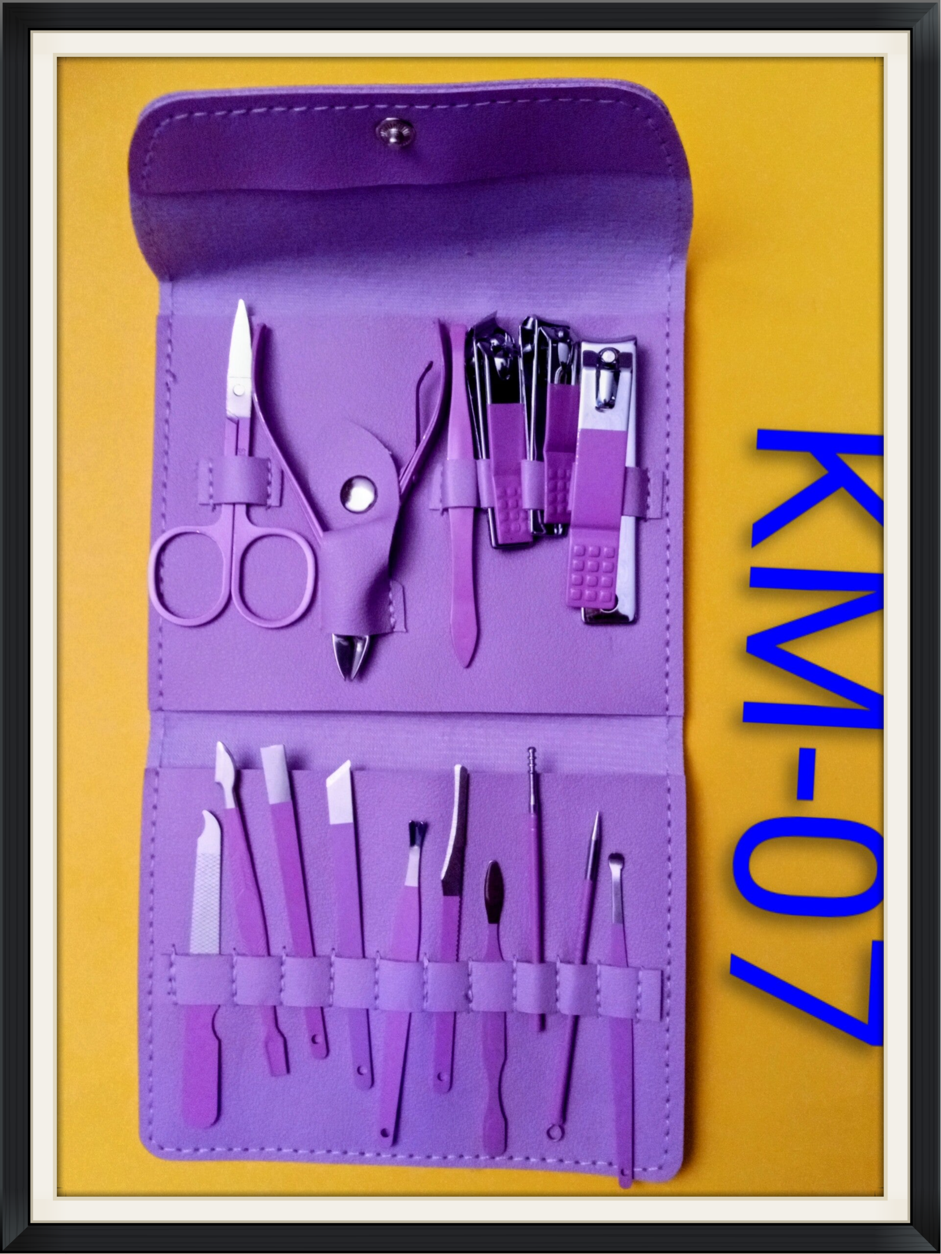 Kit Manucure Pédicure KM-07