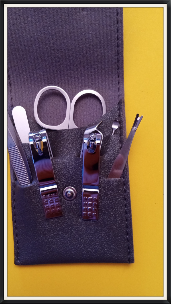 Kit Manucure Pédicure KM-11-A