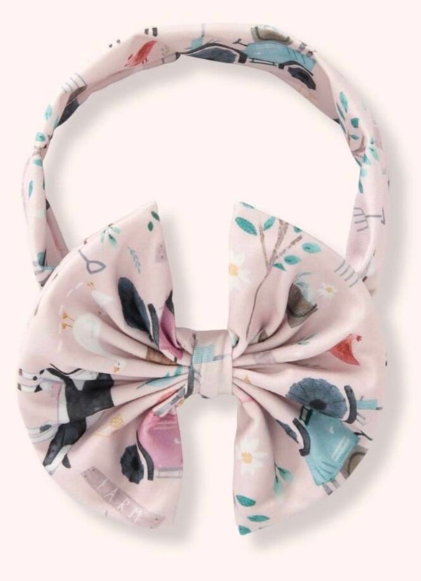 Friendly Farmyard Bow