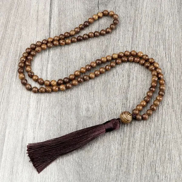 COLLIER MALA