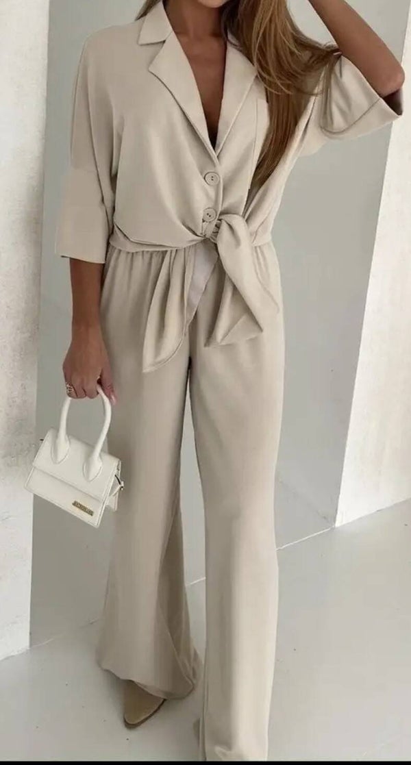 2 delige set , broek met overhemd top Beige.Maat L