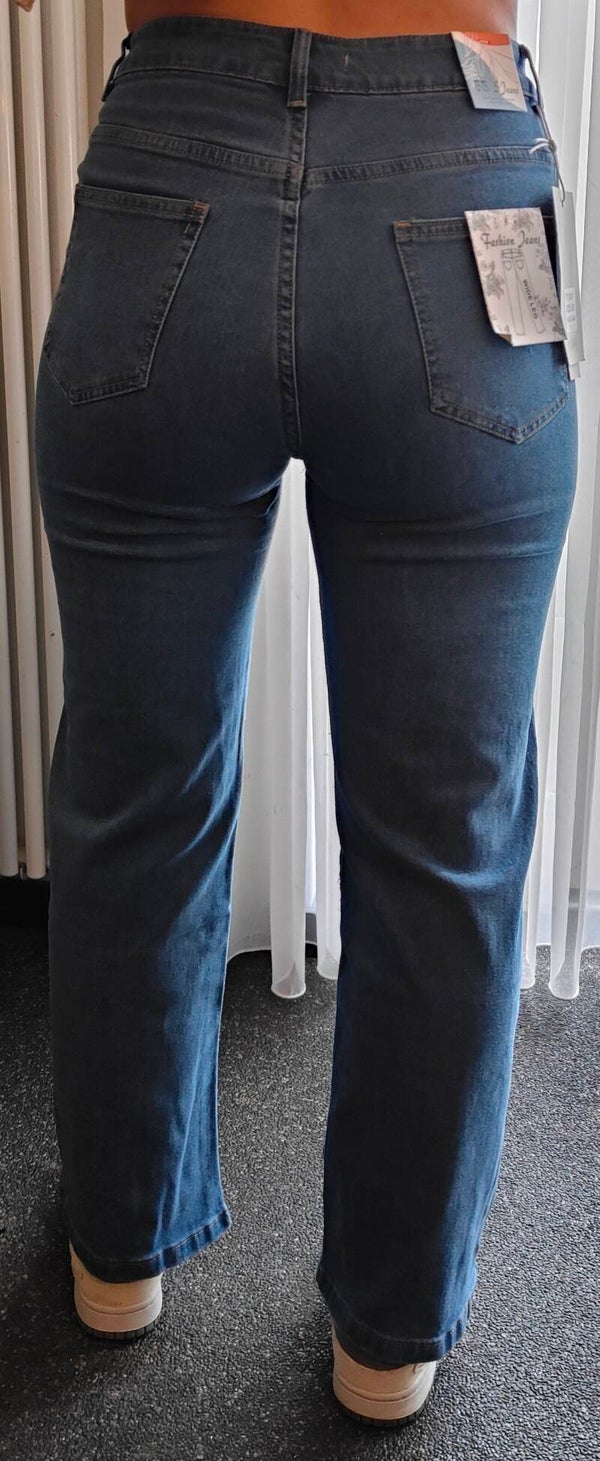 BBS jeans rechte broekspijp maat 38 t/m 46