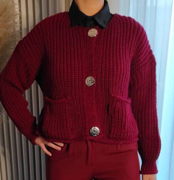 Estee Brown vest lange mouwen en gouden knopen