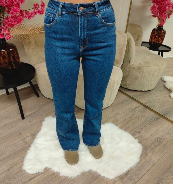 Jeans met wijdere pijpen donker blauw