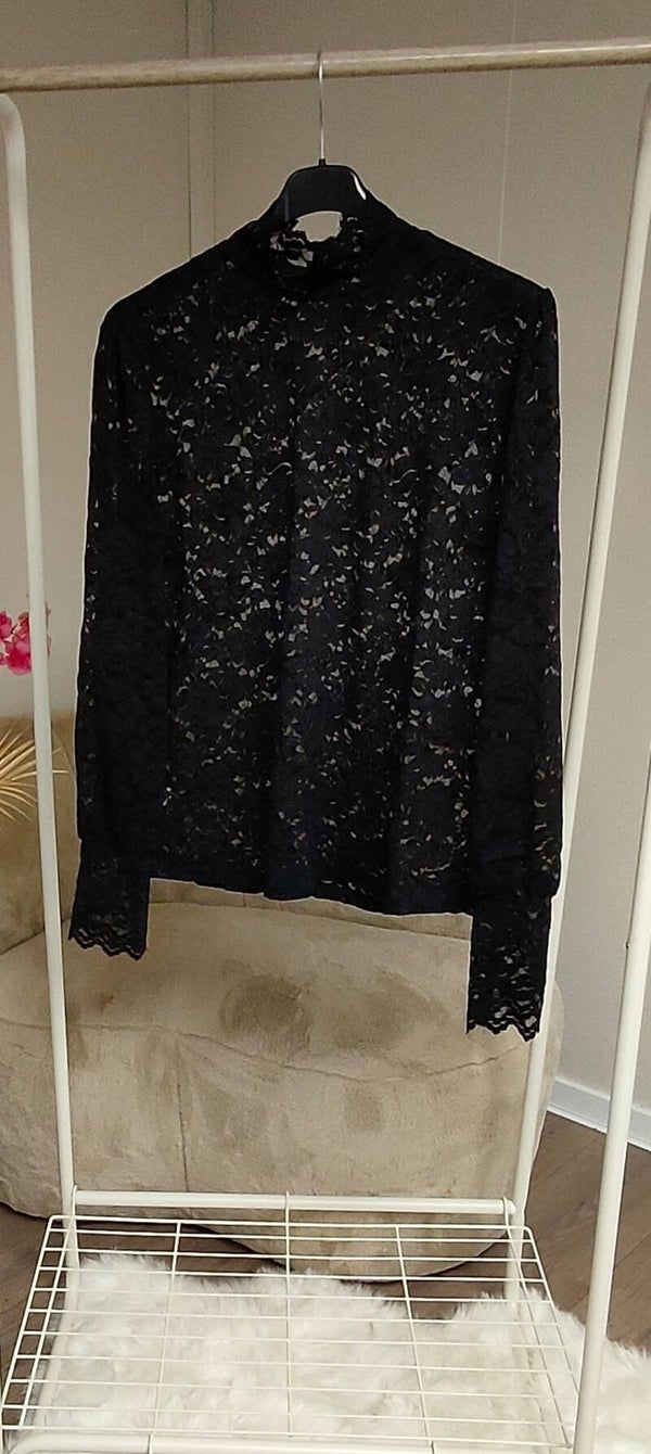 Kant truitje met smoghals