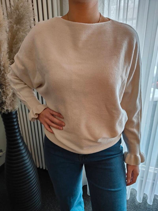 Vlinder Ruffle Sleeve Beige one size 36/44