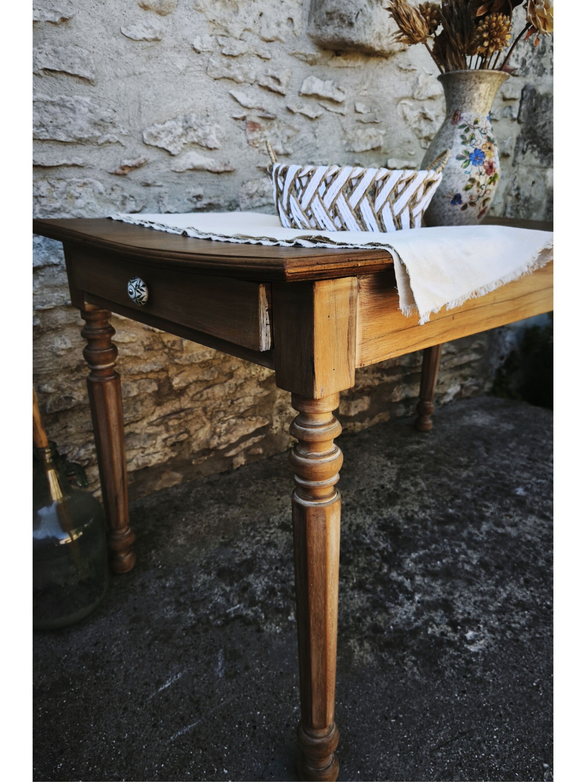 TABLE DE FERME MOYENNE