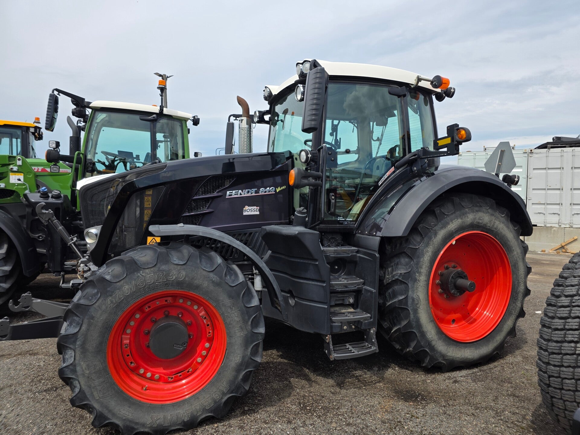 FENDT - 819V - 2012 - 7303hrs - POSTE INVERSÉ