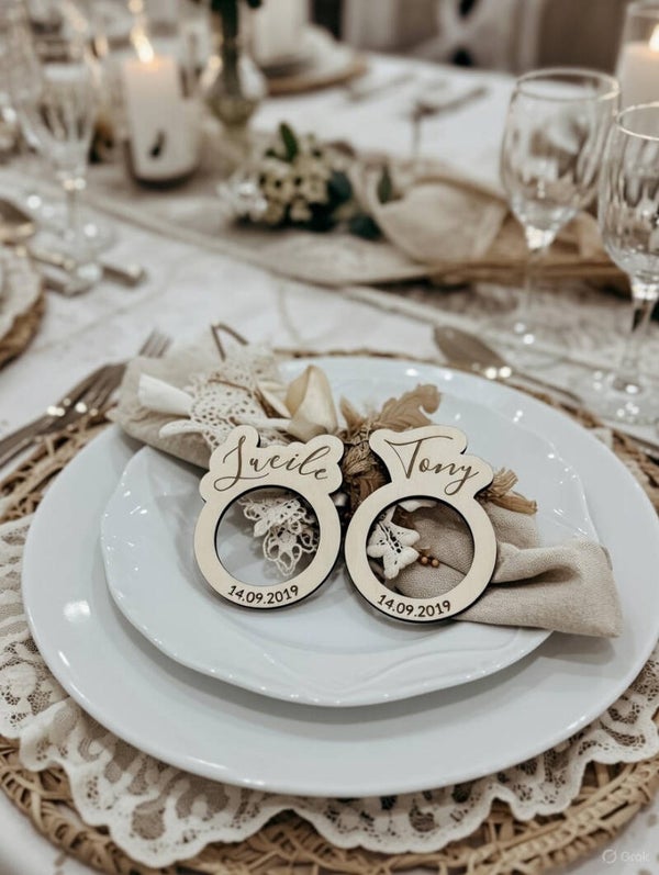 Marque place mariage bois personnalisé – Rond de serviette gravé prénom
