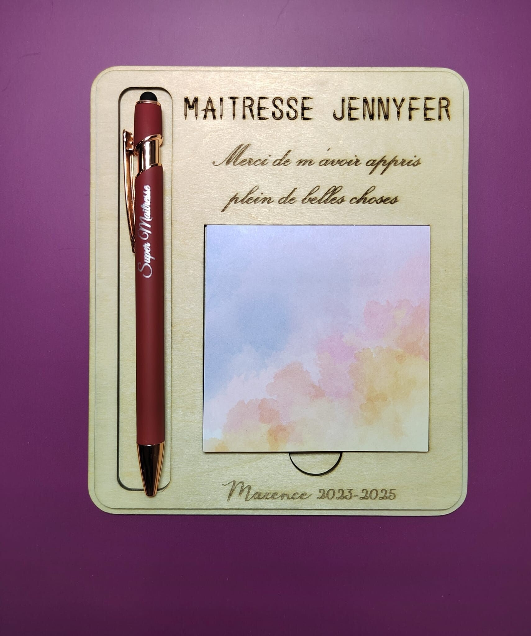 Set Cadeau Maîtresse Personnalisé – Porte-bloc & Stylo