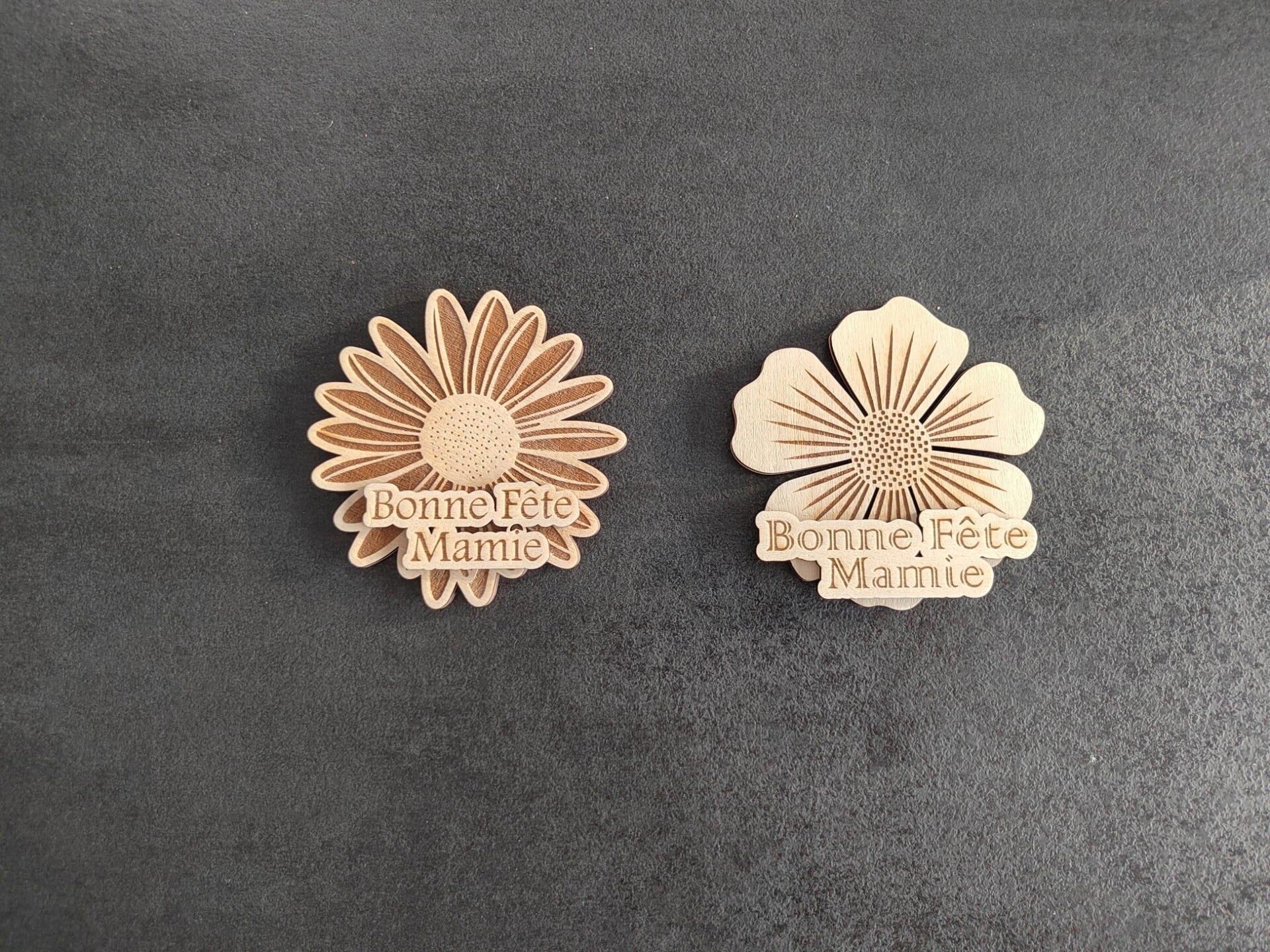 Décoration Fleur – Bois Gravé Personnalisé