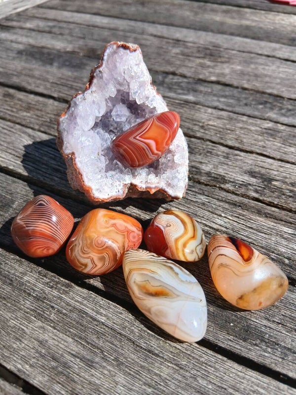 Agate du Bostwana " Orange " La Pierre des Femmes "