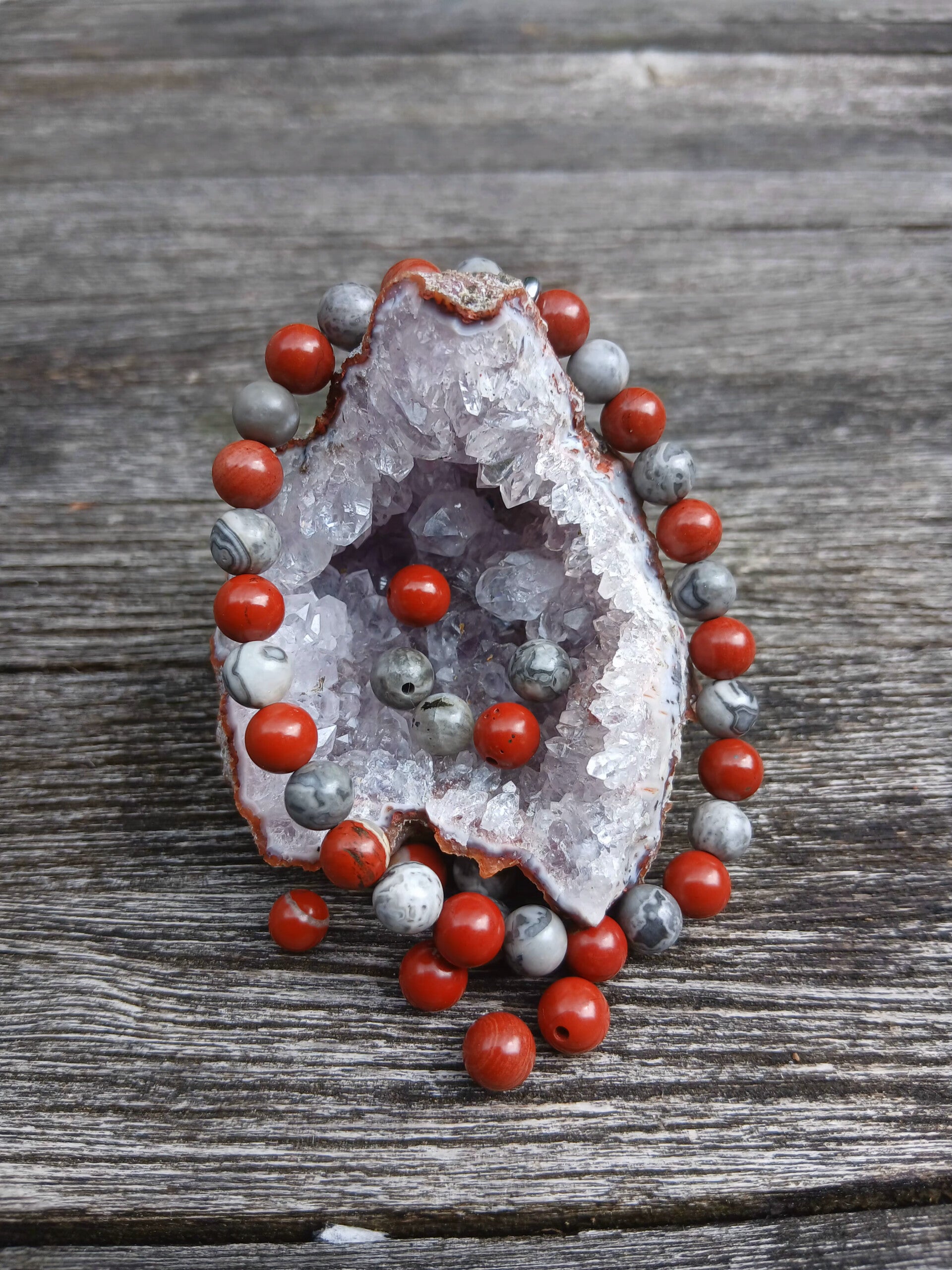 Bracelet " Terrien" En Jaspe Rouge et Jaspe Picasso