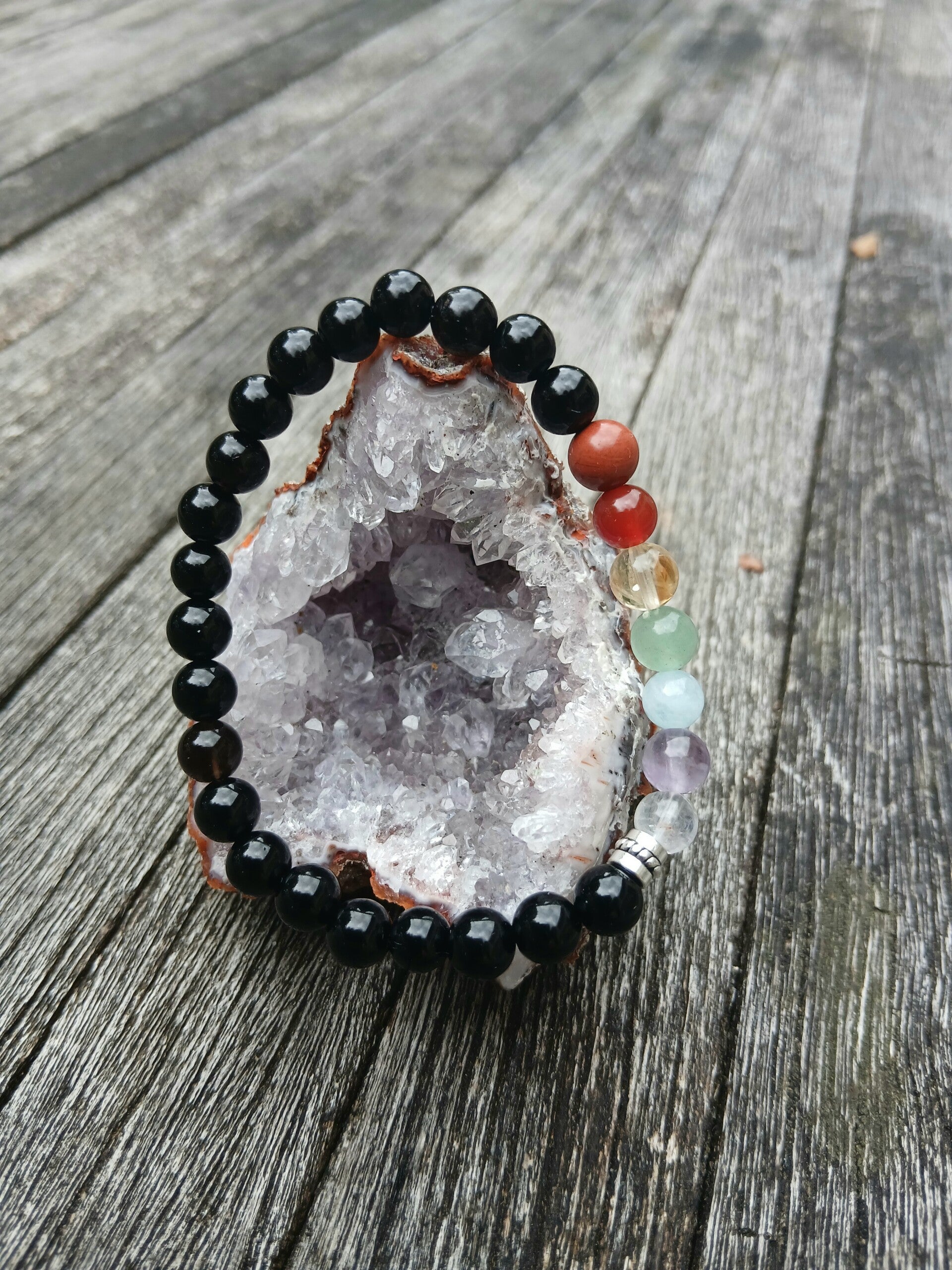 Bracelet " 7 Chakras " Base Onyx Noir en 6 mm!