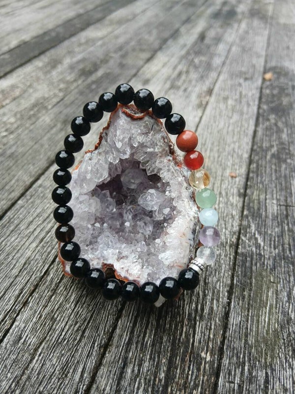 Bracelet " 7 Chakras " Base Onyx Noir en 6 mm!