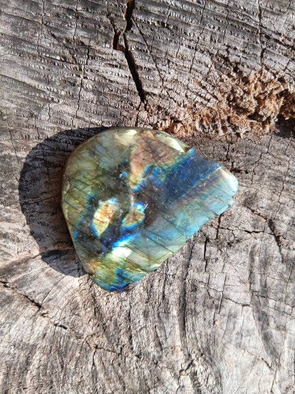 Labradorite l 'Aurore Boréale"