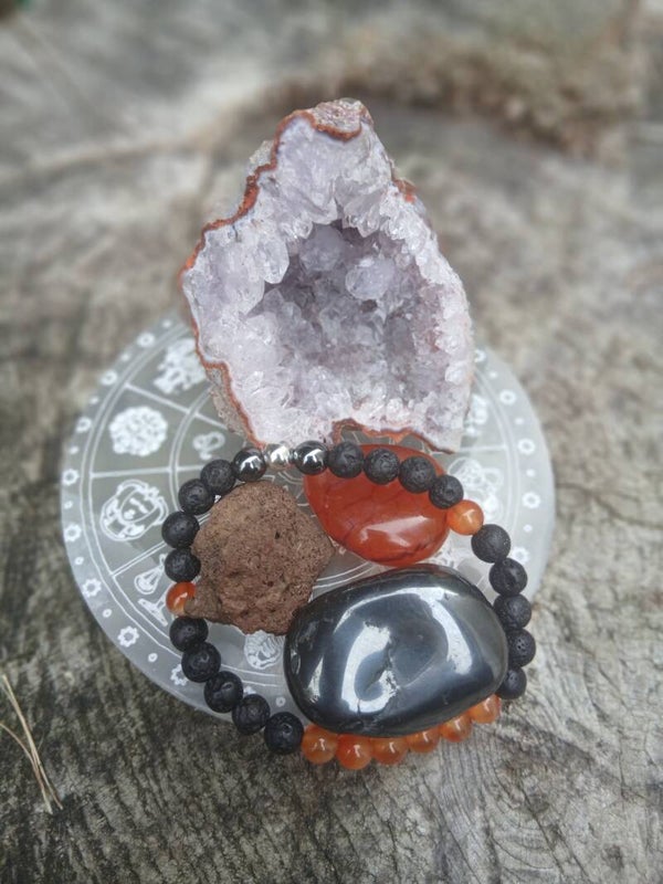 Bracelet " Chakras Racine et Sacré! Pierre de Lave, Cornaline et Hématite