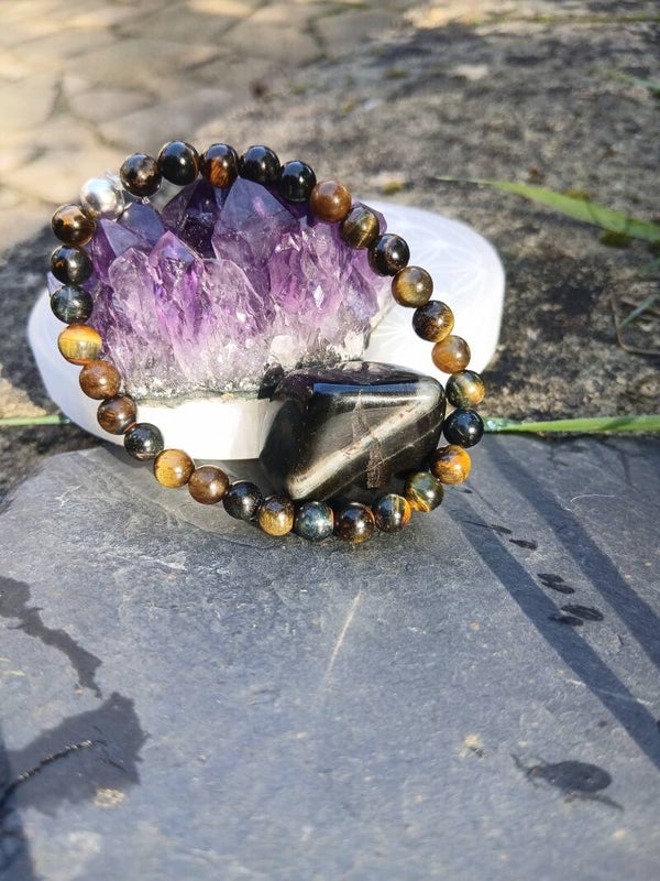 Bracelet " Vision" en Œil-de-Faucon ...6mm + Sa pierre roulée!