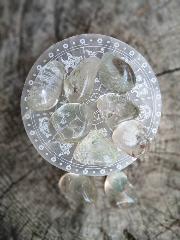 Quartz à inclusion Lodolite " Le Chamane " La Pierre des Rêves