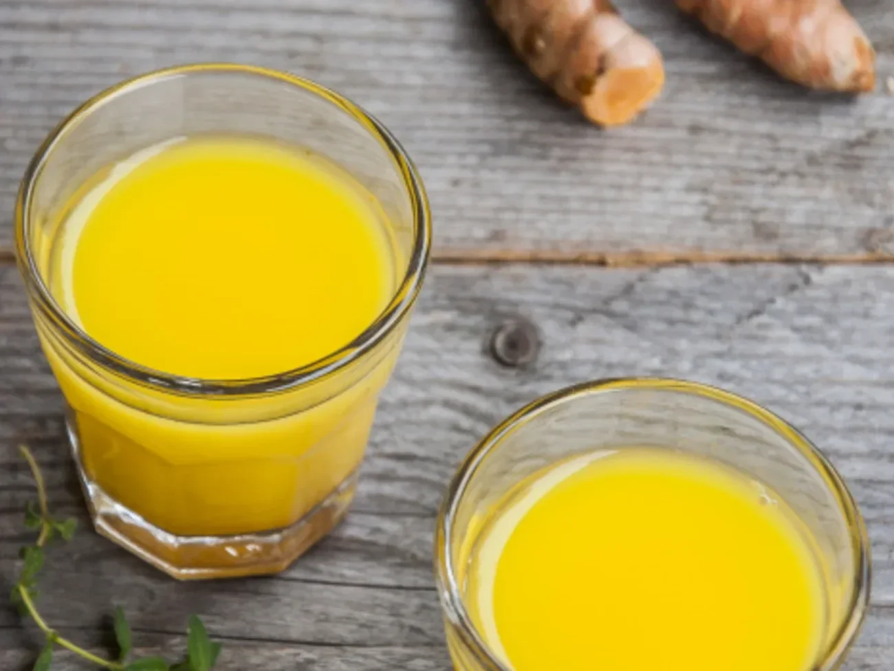 SHOT DE GINGEMBRE ET  CURCUMA ( Ginger Shot )