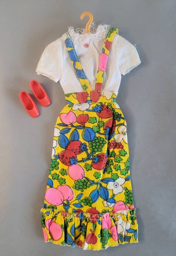 Vintage Barbie Fashion #8620 - Best Buydress