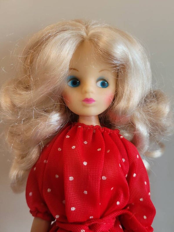 Vintage Daisy Doll - Blond in Dotty Doll