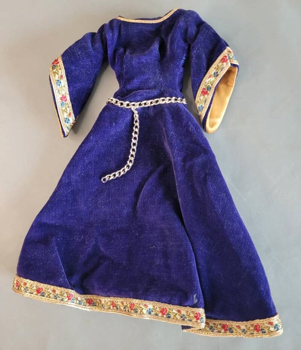 Vintage Barbie Fashion #873 - Guinevere