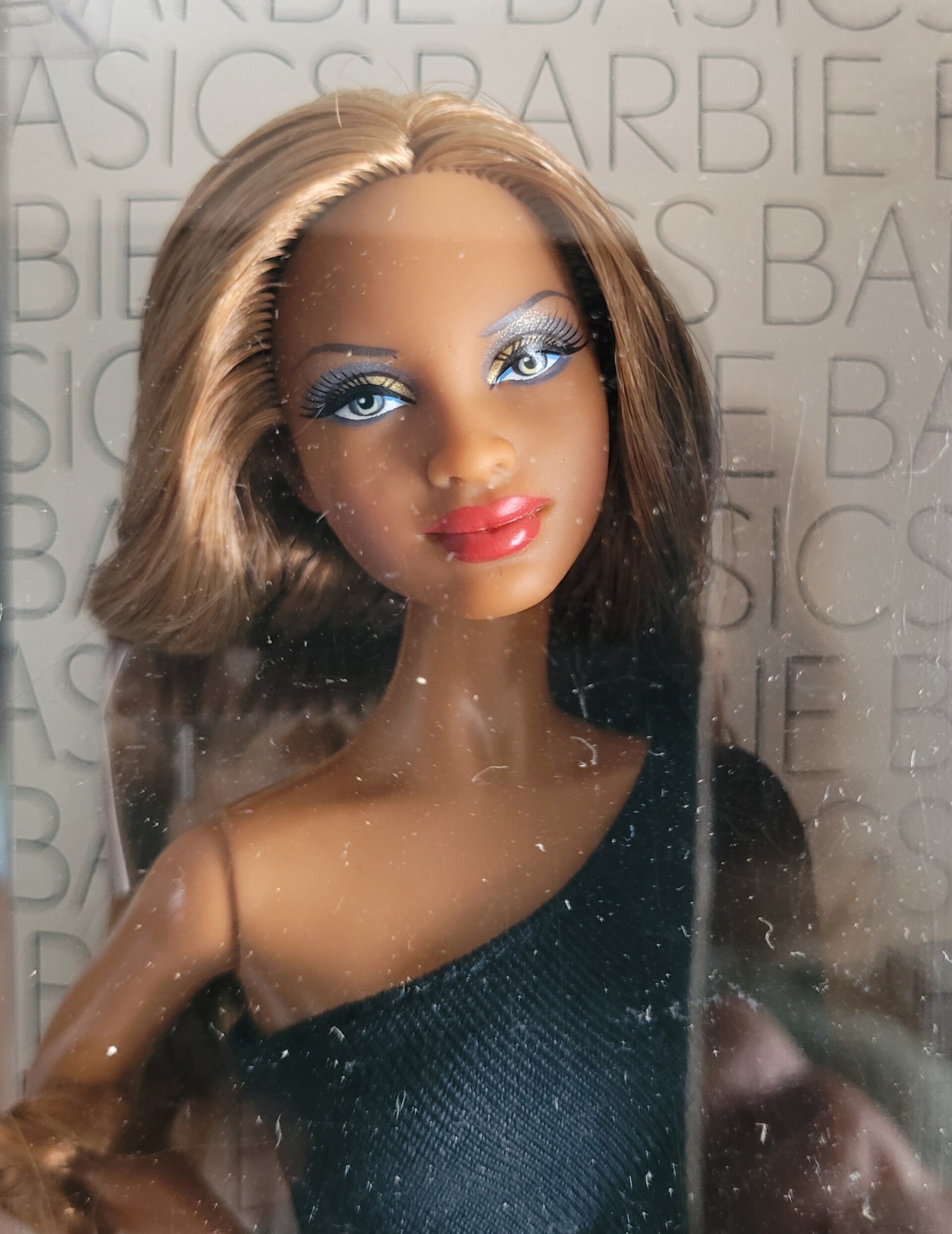 Barbie Collectable - Barbie Basics /Model No.08 - Collection 001 / Black Label
