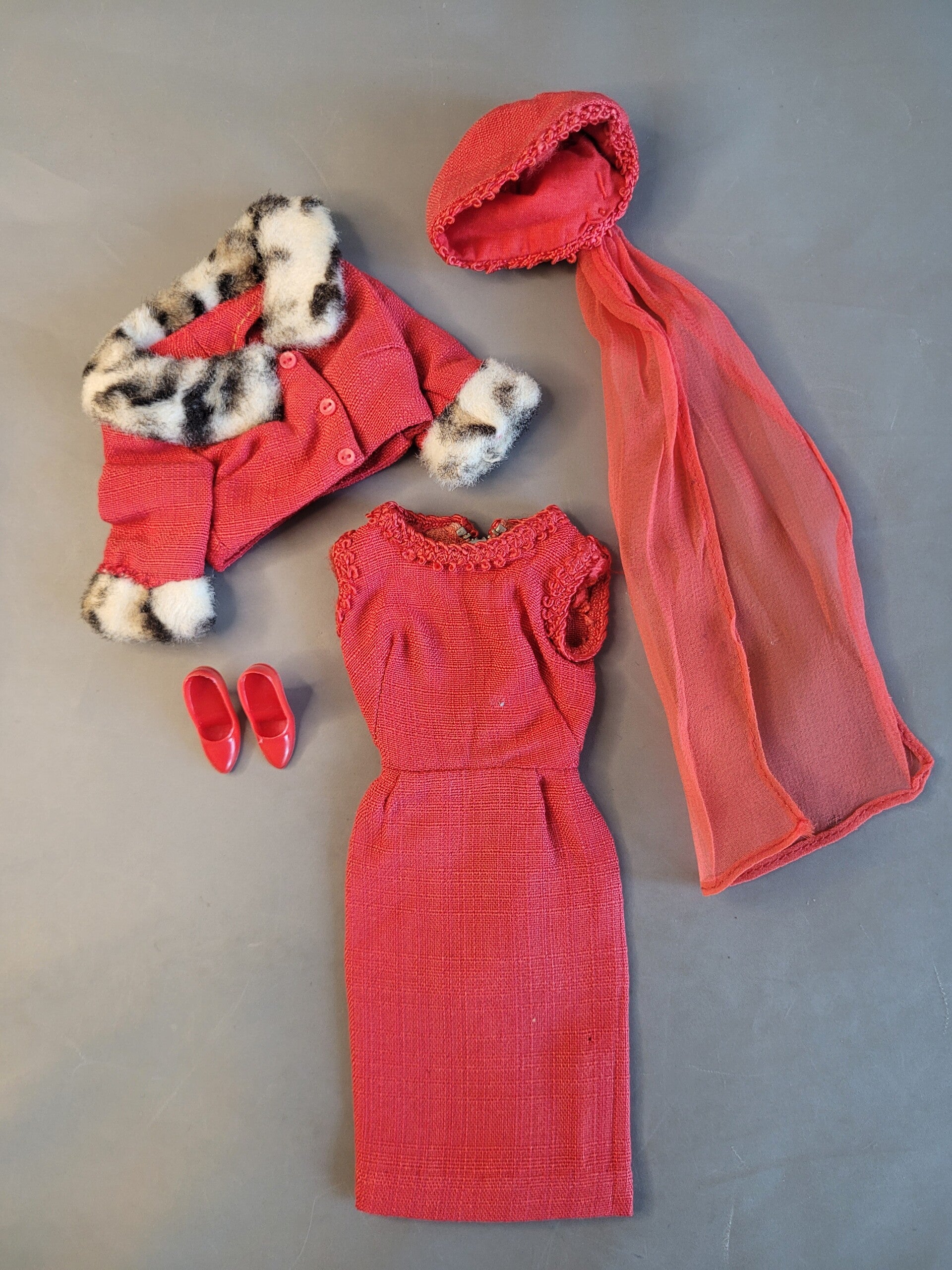 Vintage Barbie Fashion #1640 - Matinee Fashion Mattel complete.