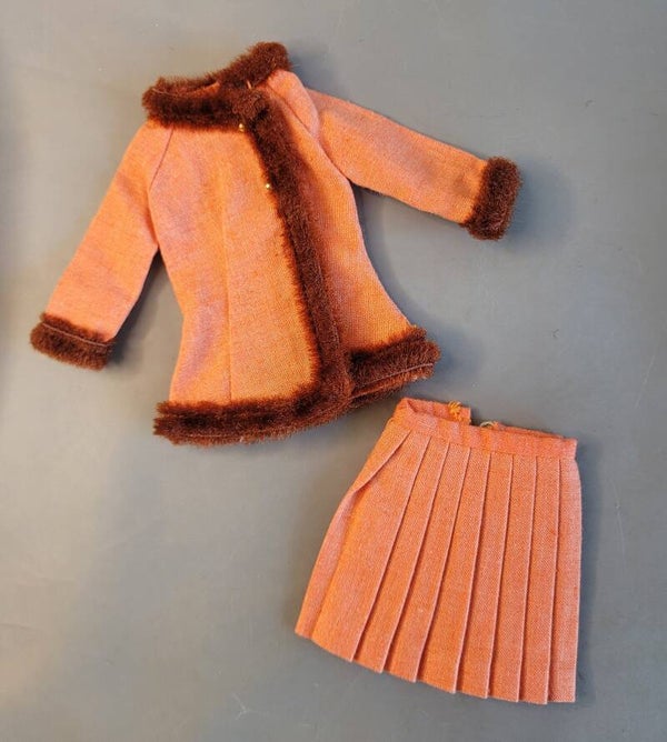 Vintage Barbie Fashion #1486 - Winter Wow