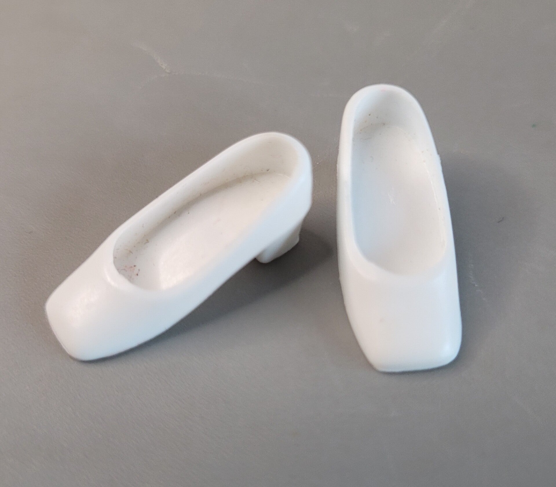 Vintage Barbie/ Francie Square toe shoes / Wit