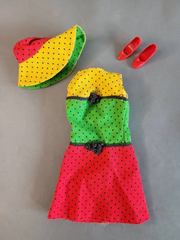 Vintage Barbie Fashion #1690 - Studio Tour