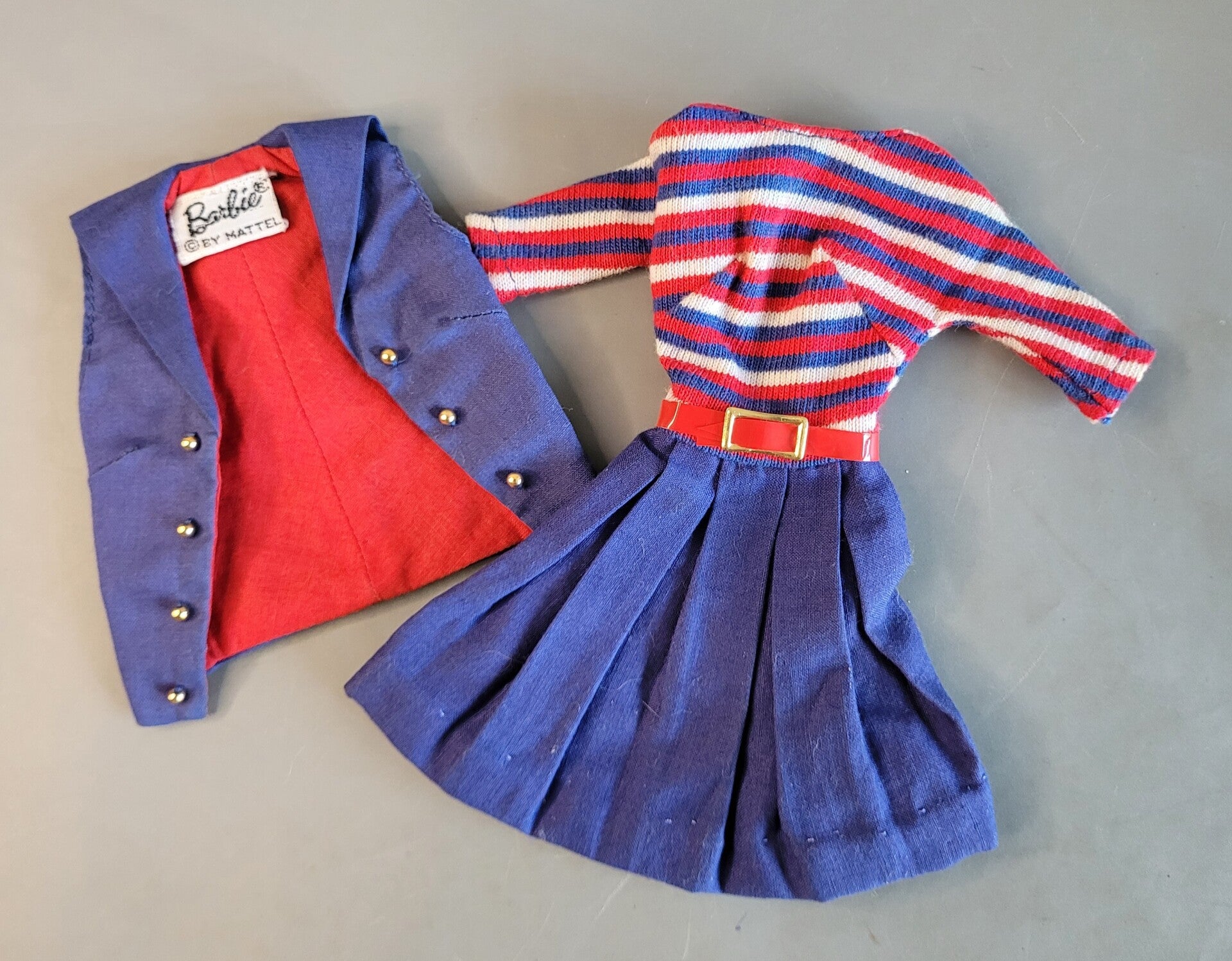 Vintage Barbie Fashion #1631 - Aboard Ship