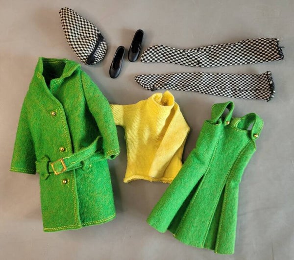 Vintage Skipper Fashion #1922 - Town Togs