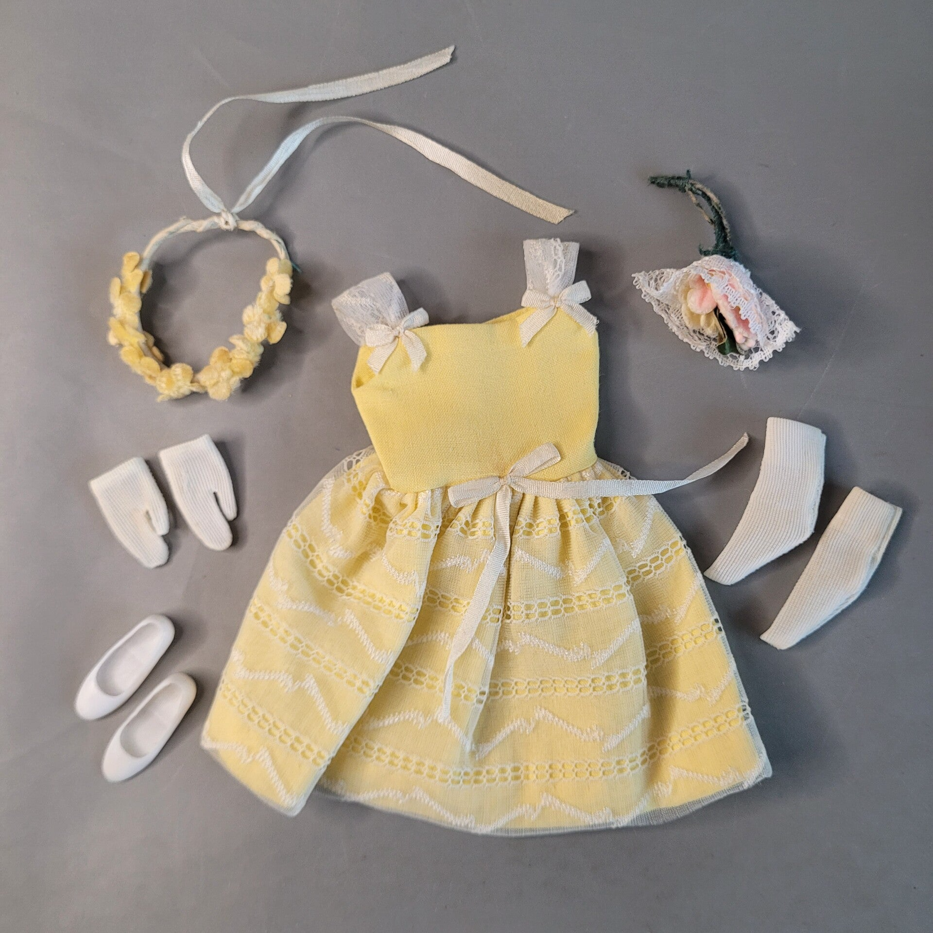 Vintage Skipper Fashion #1904 - Flower Girl