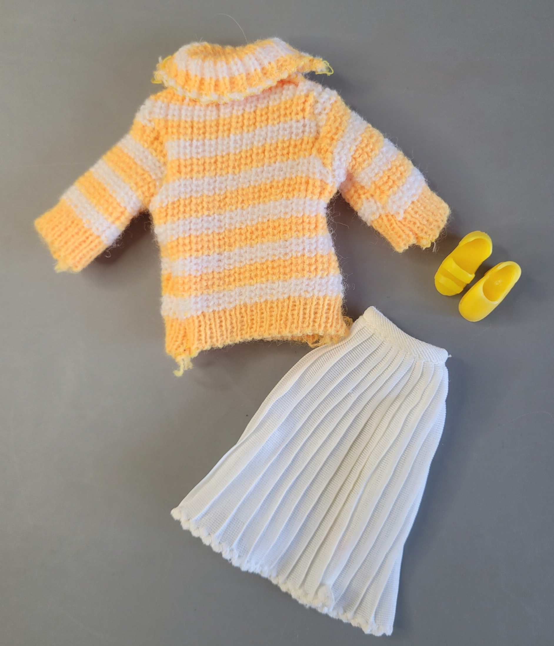 Vintage Daisy Fashion - Bobby Sox / Mary Quant