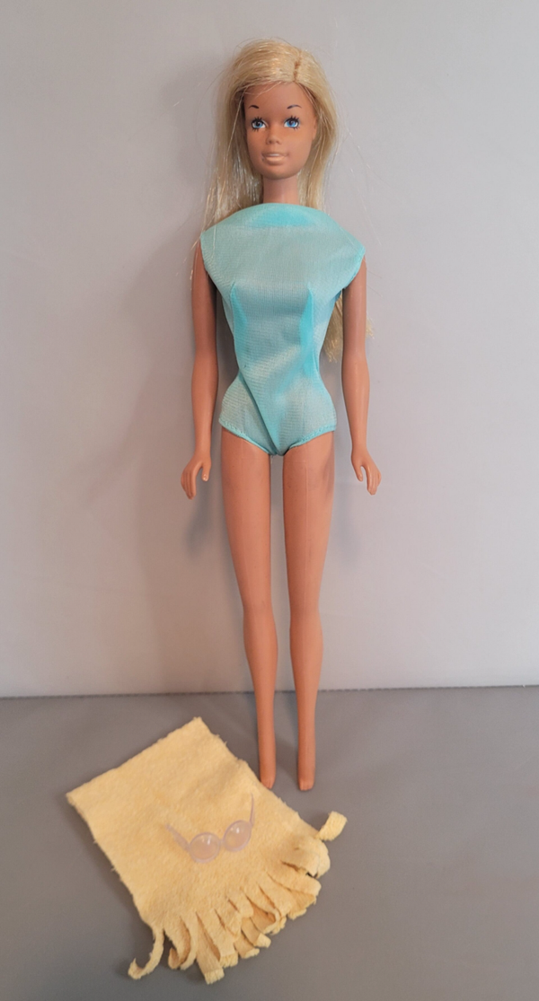 Vintage Barbie #1067 Sun Set Malibu