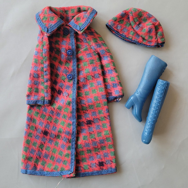 Vintage Barbie Fashion #3338 - Mainly For Rain