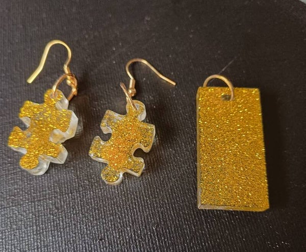 epoxy hanger met oorbellen