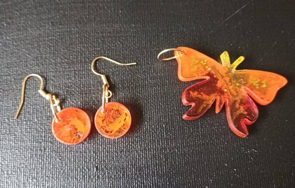 epoxy hanger en oorbellen