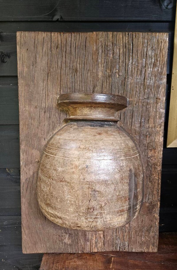 Wandpaneel L van railwood met Nepalese pot