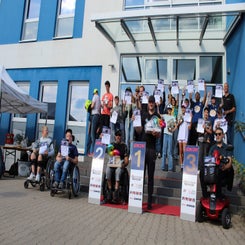 1000083005-standard.jpg